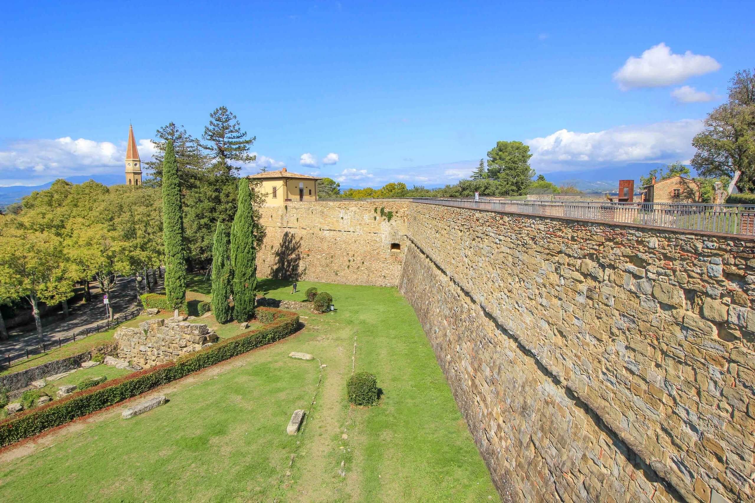 Arezzo Italy The Enchanting Medieval City PlacesofJuma