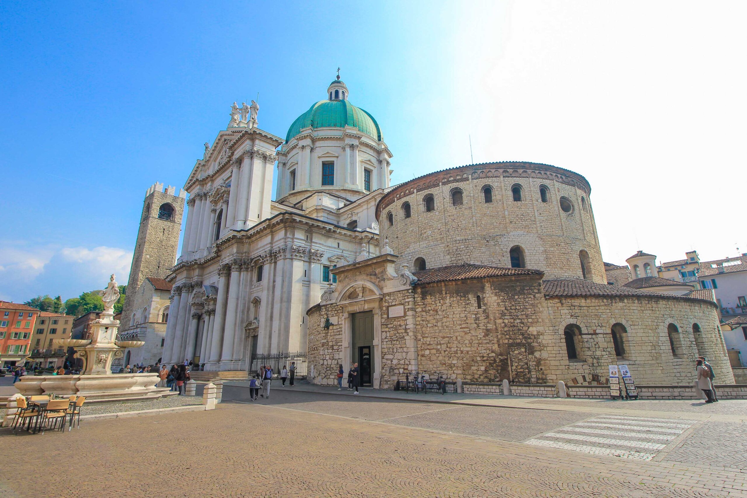 Piazza  Renaissance architecture, cobblestone streets, public