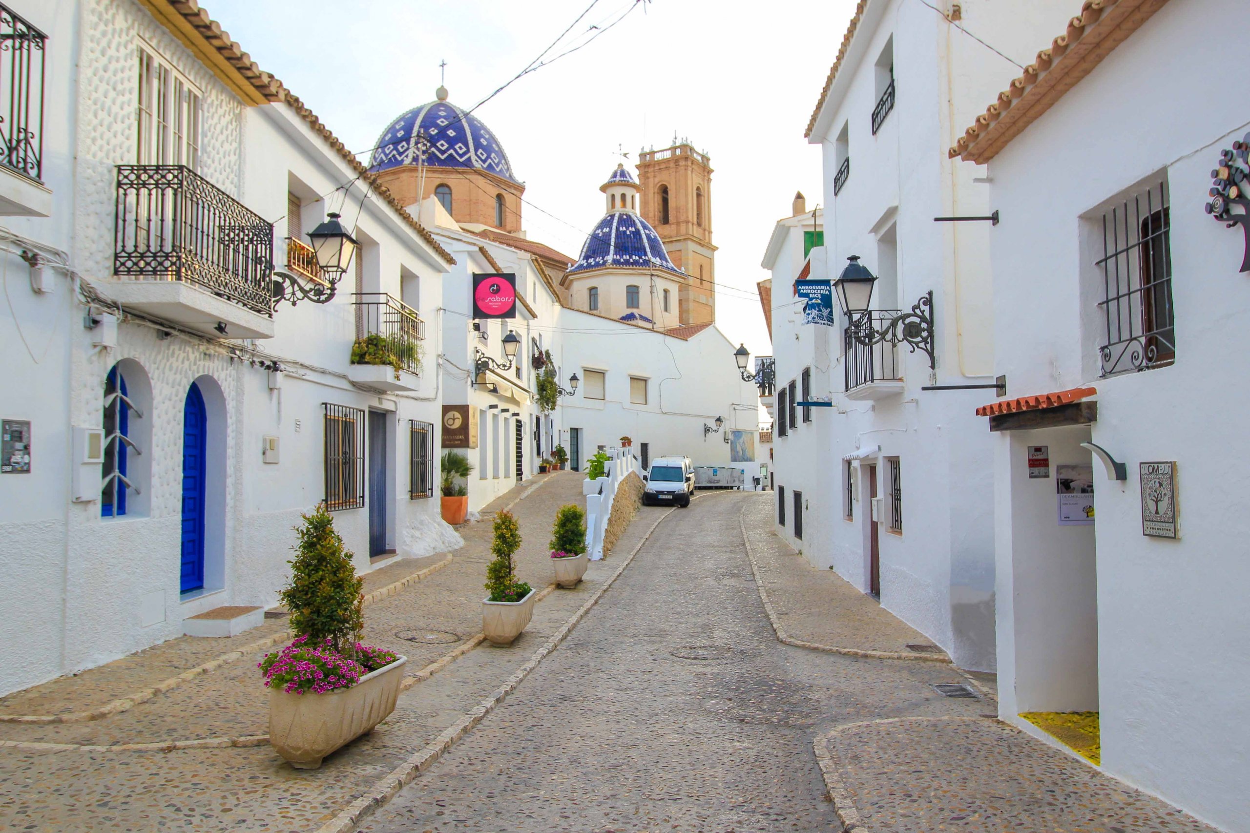 Altea, Spanien: Malerische Altstadt & Strände - PlacesofJuma