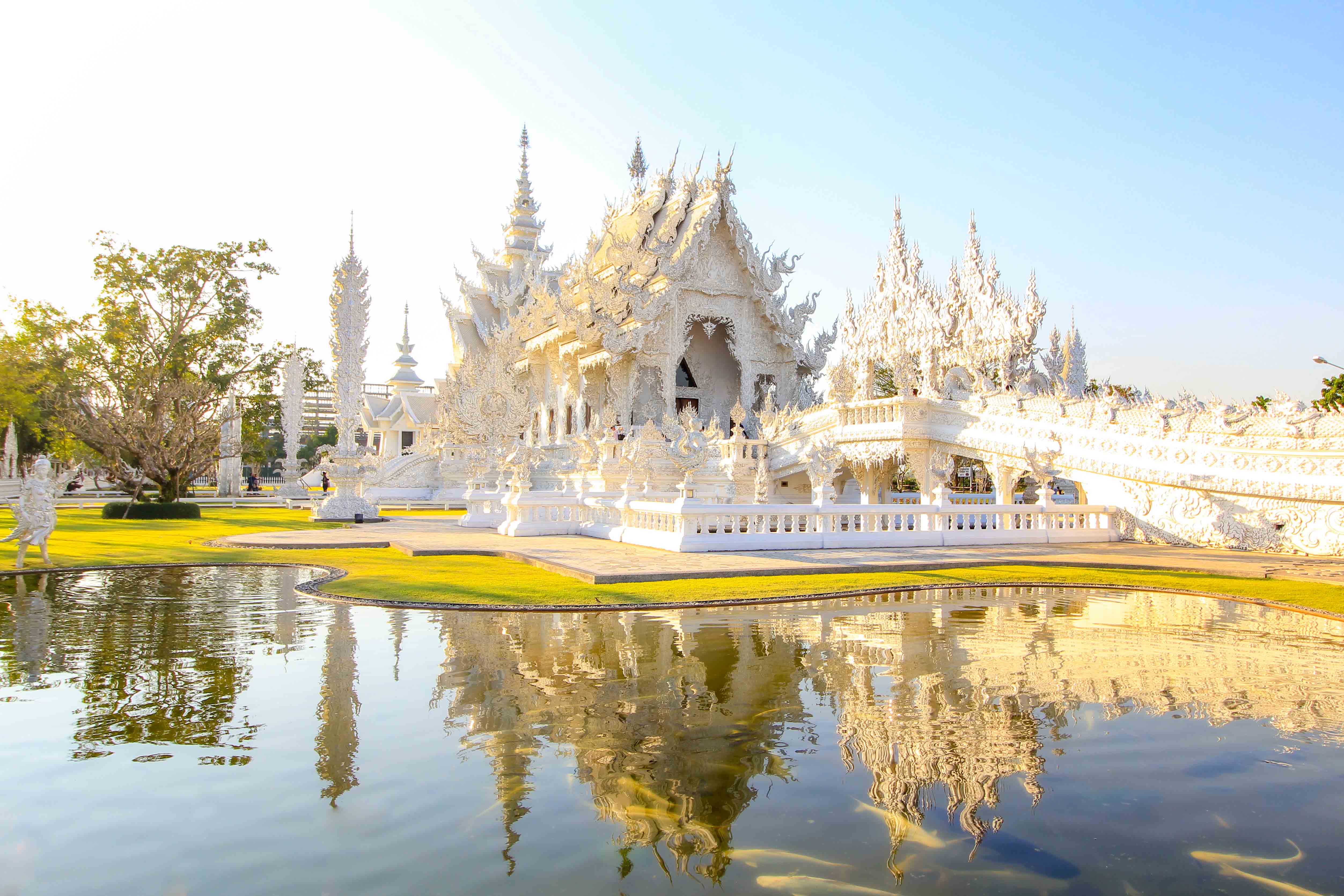 Weißer Tempel Chiang Rai: Ausflug zum Wat Rong Khun! - PlacesofJuma