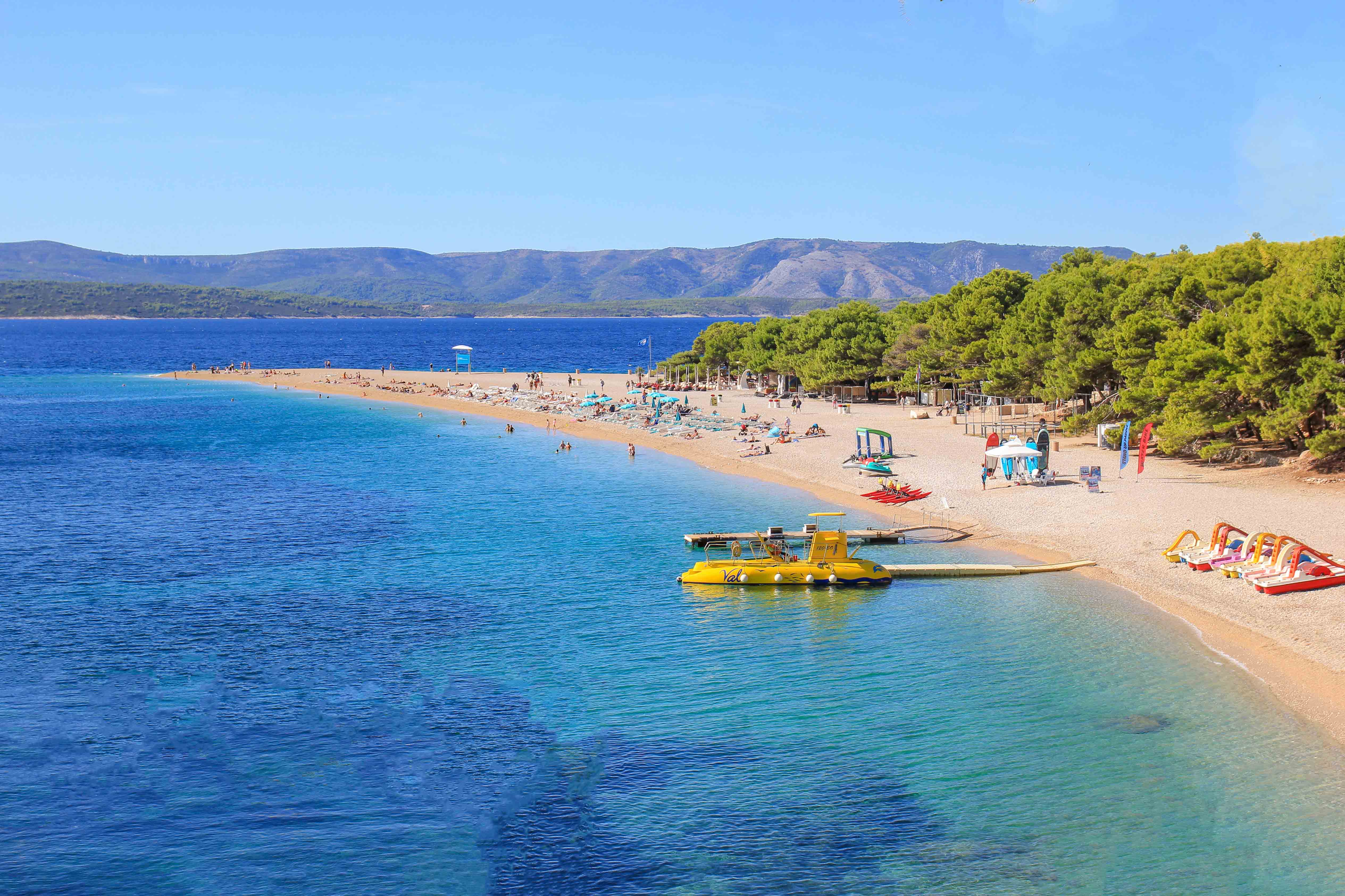 Zlatni Rat Beach: The Golden Horn in Croatia - PlacesofJuma