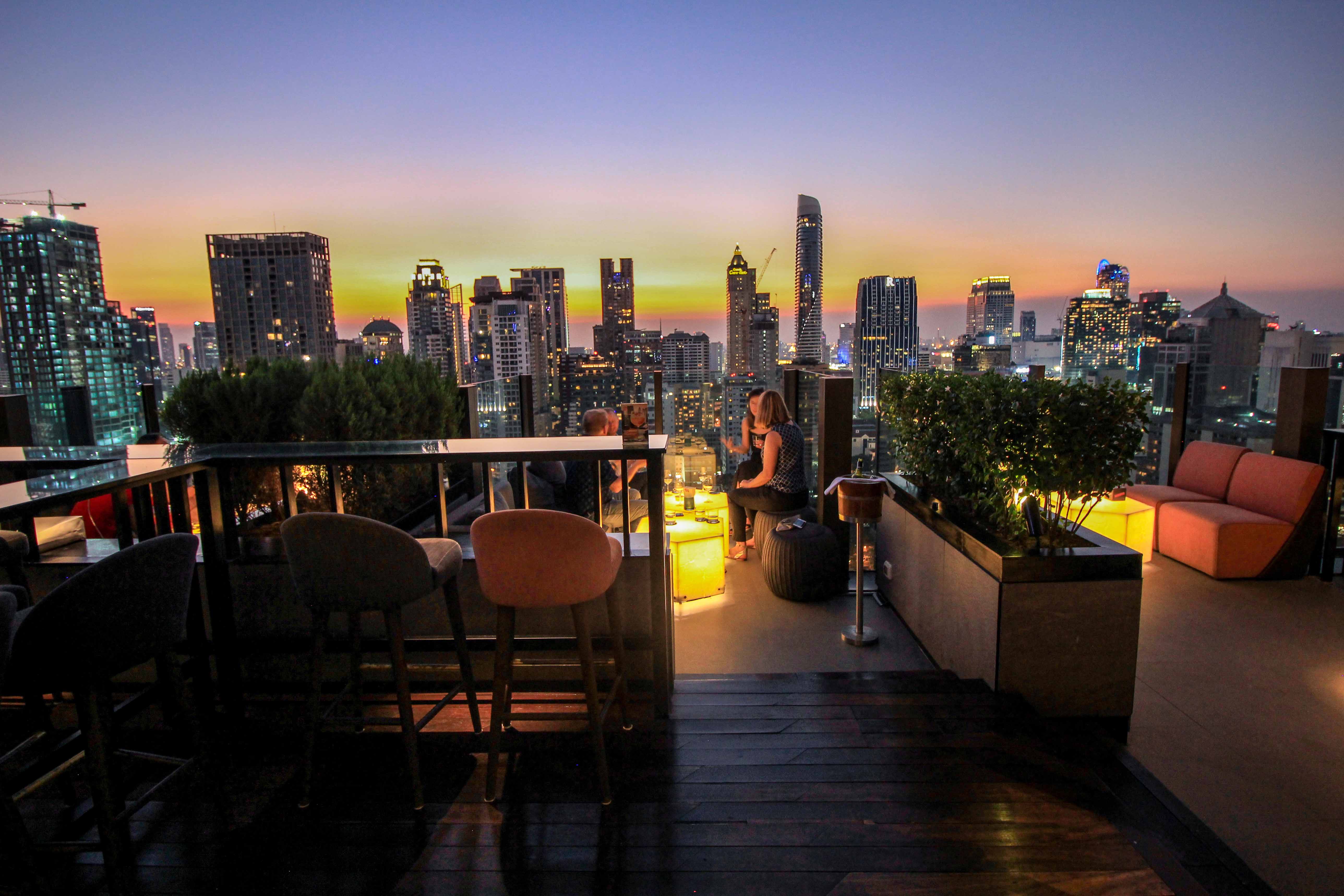 10 Rooftop Bars In Bangkok The Most Amazing Skybars Placesofjuma