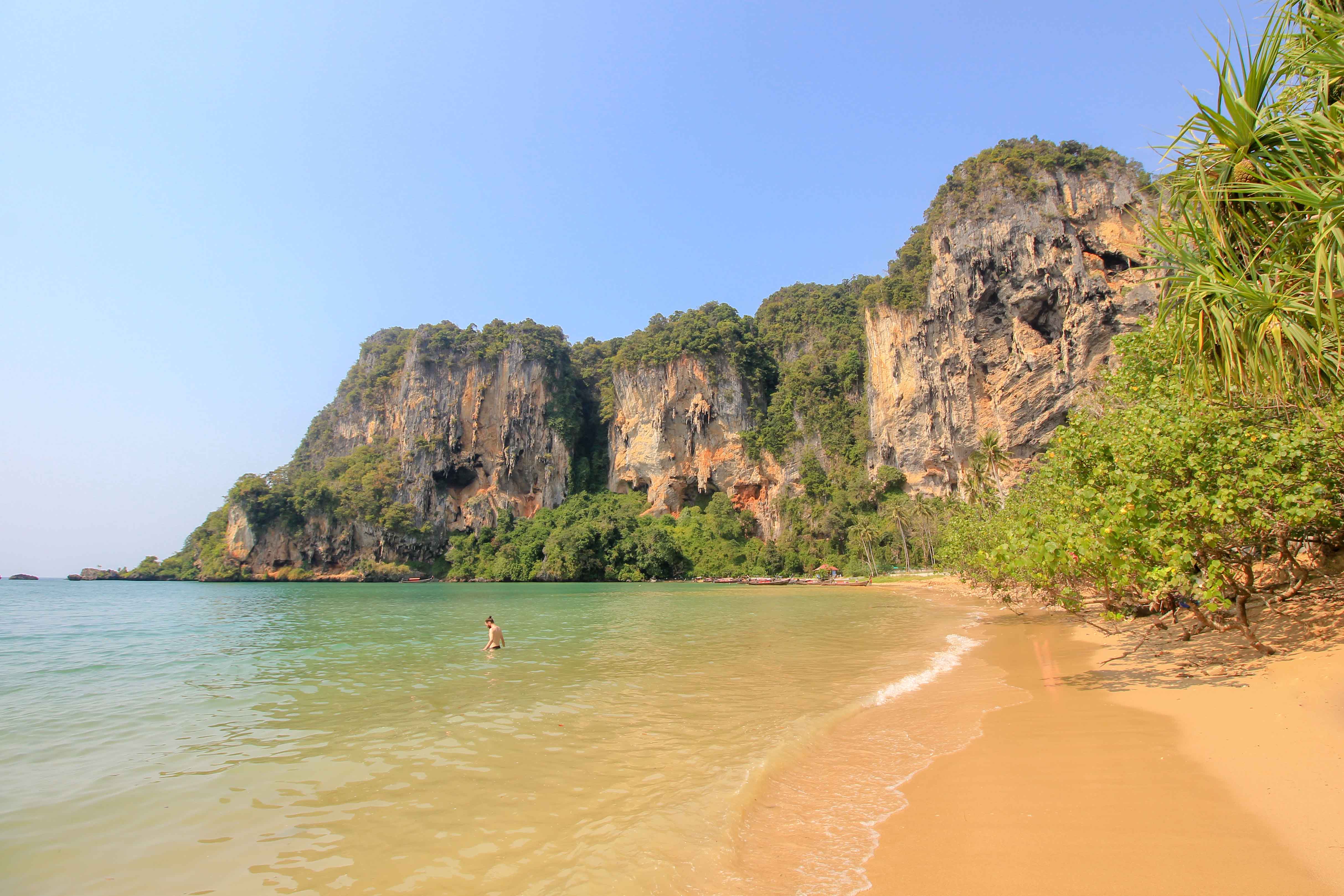 Railay Beach in Krabi: The Complete Travel Guide! - PlacesofJuma