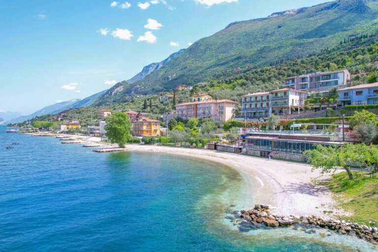 Strand Lido Paina, Malcesine, Gardasee, Italien