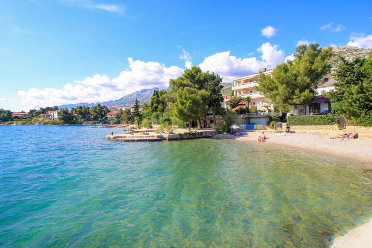 Strand Vickovo Mulo, Starigrad-Paklenica, Kroatien